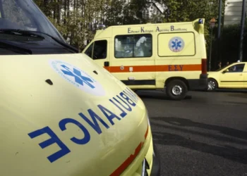 Tragjike në Greqi/ 3- vjeçari shtypet nga dera e garazhit dhe ndërron jetë në spital