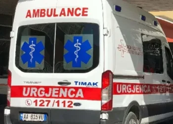 Ishte në një lokal në Vorë, ndërron jetë 55-vjeçari nga Saranda