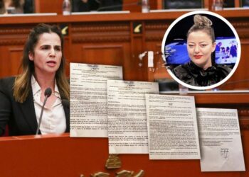 Gazetarja demaskon korrupsionin e deputetes, Resulaj i publikon të dhënat personale