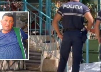 Në pranga, policia i jep leje Klementin Islamaj të shkojë në varrimin e prindërve