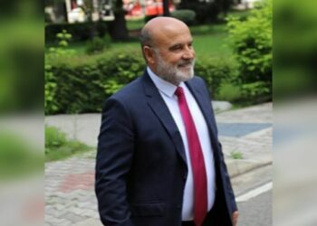 PD: Vullnet Sina përfitoi nga buxheti i shtetit para për kompanitë e tij private