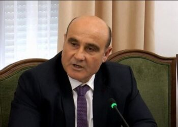 PD dorëzon në Kuvend mocionin për heqjen e mandatit të deputetit,  Vullnet Sinaj