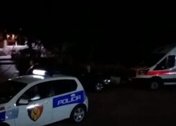 Tiranë, plagosen dy të rinj pas sherrit me thika