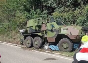 Serbi/ Mjeti i ushtrisë shtyp makinën, humbin jetën 5 persona