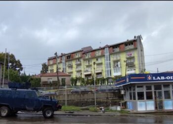 Kosovë/ Shpërthim i fuqishëm afër një pike karburanti