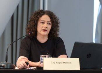 Vajza e ish-kryeministrit Berisha reagon: “Akuza është dekoratë për Sali Berishën”