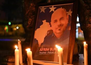 Kurti rikujton sulmin terrorit të 24 shtatorit, homazhe në emrin e Afrim Bunjakut