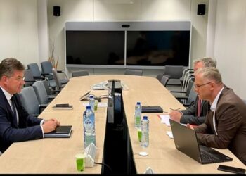 Kosovë-Serbi në Bruksel pa takim trepalësh