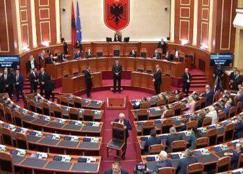 Spiropali njofton ndërprerjen e mandatit të Ervin Salianjit