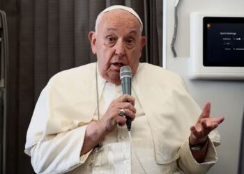 Zgjedhjet në SHBA: Papa Françesku kritikon Trump e Harris