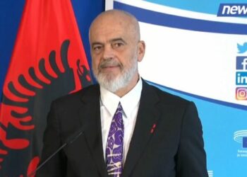 Rama fajëson luftën në Ukrainë për mos futjen e Shqipërisë në BE