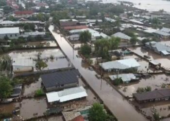Moti i keq shkakton përmbytje në Rumani, 5 persona humbin jetën