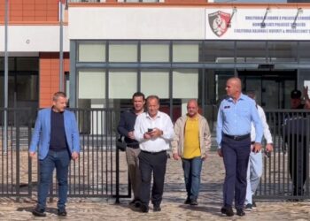 Drejtori i komanduar i Policisë së Shtetit “zbarkon” në Shkodër,porosia për vartësit