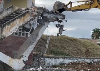 Nis shembja e stadiumit ‘Besa’ në Kavajë