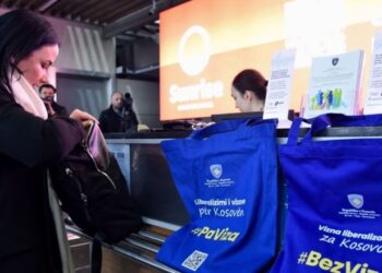 Shtyhet sërish hyrja në fuqi e rregullave të reja të hyrjes në BE