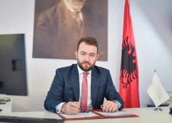 Prokuroria kërkon 2 vite burg për ish-Sekretarin e Financave, Arlind Gjokutaj