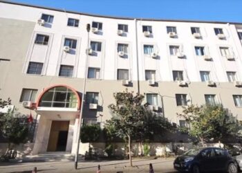 Prokuroria e Durrësit sekuestron kontenierët me mbetje toksike