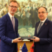 Ambasadori i BE i dorëzon progres-raportin Begajt