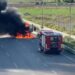 Digjet një kamion në Bypass-in e Fierit, bllokohet autostrada