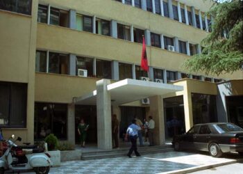 Shtëpia e barit në Selitë/ Gjykata liron 3 specialistët e OSHEE, 4 në burg