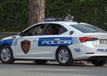 Konflikt i dhunshëm në Vorë, një person plagoset me armë zjarri