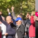 Protesta para Bashkisë/ Qytetarët i ngrenë gishtin e mesit Ramës