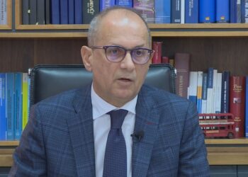 Ligjin e shkencës/ U mbrojt liria akademike