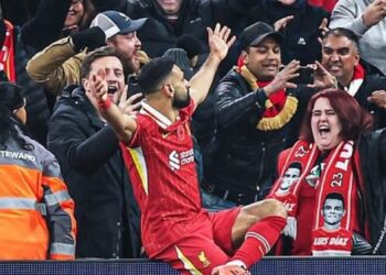 Liverpool mposht Aston Villën