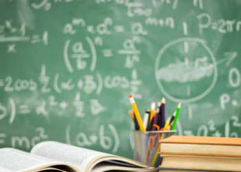 Shqipëria e pesta për normën e ulët të regjistrimit në shkollë