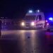 U gjet anash rrugës e aksidentuar, ndërron jetë gruaja në Fier