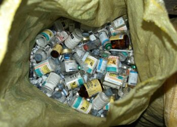 Mbetjet spitalore, KLSH: Probleme me menaxhimin