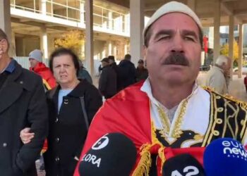 Shqiptarët nga Kosova dhe Maqedonia festojnë 112-vjetorin e Pavarësisë në Vlorë