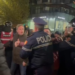 Deputetët përplasen me policinë gjatë protestës