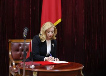 Holta Zaçaj thërret mbledhjen e gjyqtarëve për përfundimin e mandatit të saj