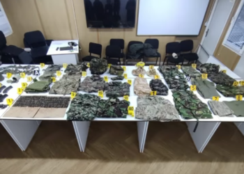 Armë, municione dhe uniforma gjenden në veri të Kosovës