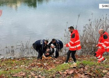 75-vjeçari tentoi të vetëmbytej në lumin Buna, shpëtohet nga dy efektivë