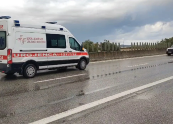 Aksident i rëndë në aksin Pogradec-Qafë Thanë