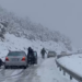 Bllokohen automjetet në Kukës-Krumë nga reshjet e dendura të borës