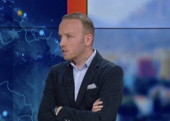 Administrimi i pallateve/ Avokati: Administratori është punonjës, jo pronar