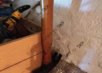 Foto/ Vrasja makabre e shqiptares në Athinë, çekiçi dhe qeset ende me njolla gjaku