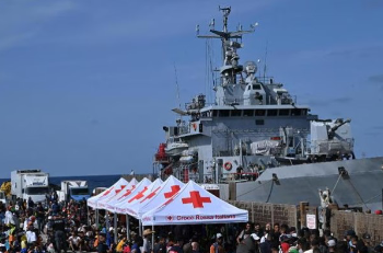 Anija Cassiopea niset me 49 emigrantë drejt Shqipërisë