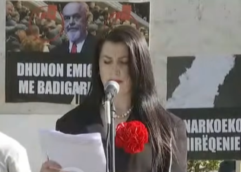 Protestë para Kryeministrisë për diskriminimin e veriut