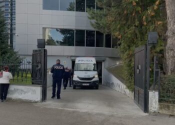 “Më hoqi tutat”/ Lihet në burg 45-vjeçari që ngacmoi seksualisht të miturin