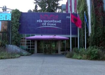 Kryesia e PS-së mbyllet, Shalsi drejton Kukësin, Majko rikthehet në Tiranë