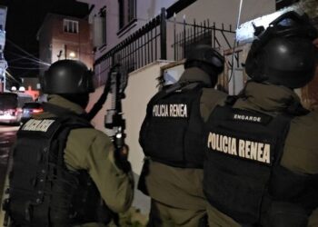 Operacioni në Pogradec/ 14 të shoqëruar dhe 100 mijë euro të sekuestruara