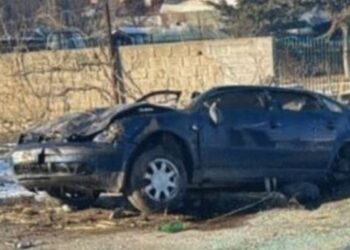 Aksident në Maliq, makina del nga rruga