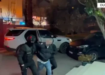 I shpallur në kërkim, arrestohet në Durrës pjesëtari i një grupi kriminal
