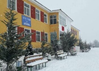 Përmirësohet moti, mësimi mbetet i pezulluar në 17 shkolla