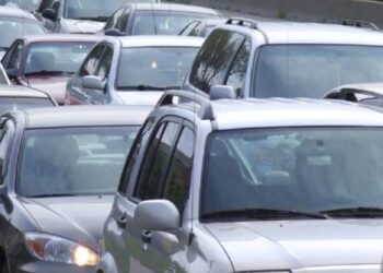 Plani për Klimën: Kufizohen ditët e përdorimit të makinave