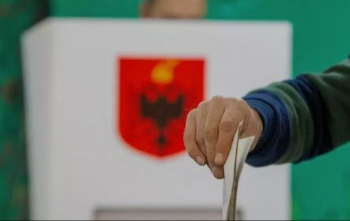 126 mijë emigrantë kërkojnë të votojnë me postë, miratohen 73 mijë